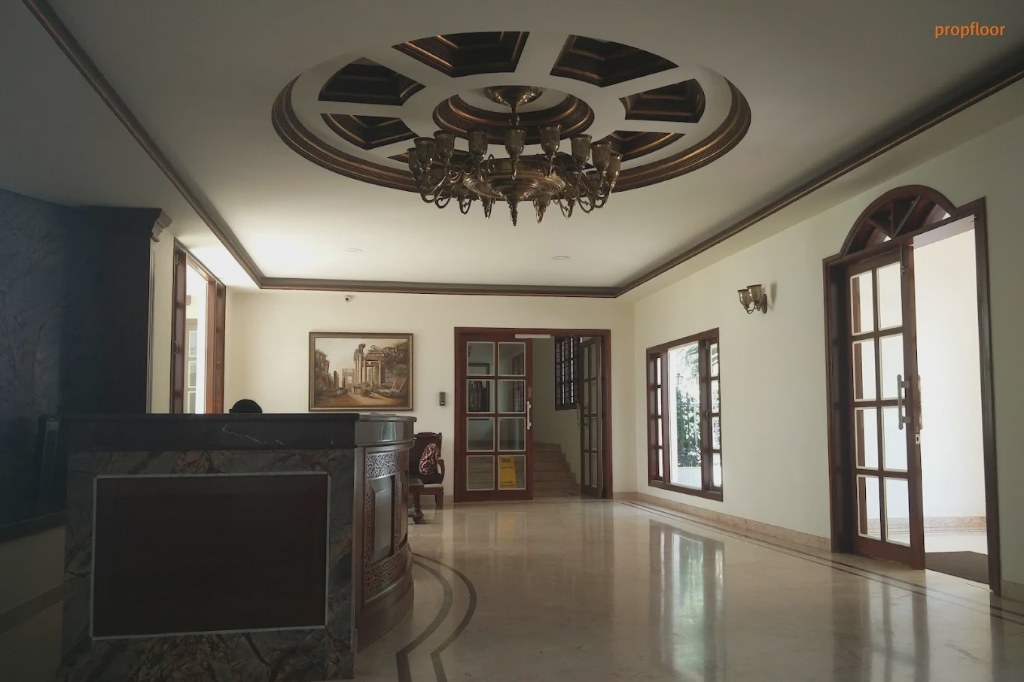 Gallery image 2 for Legacy Casero